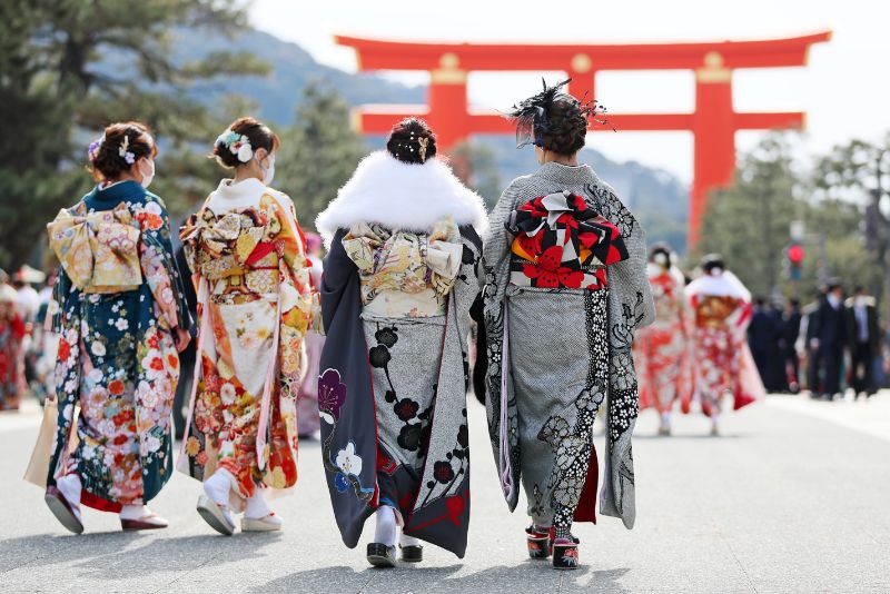 Kimono Nhật Bản: Biểu Tượng Văn Hóa và Nghệ Thuật 12 1 2
